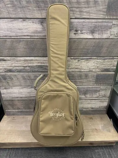 Taylor Guitars 150E W V2 | Walnut/Spruce 2